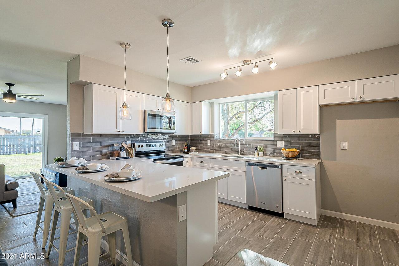 7239 W Claremont St., Glendale, AZ 85303
