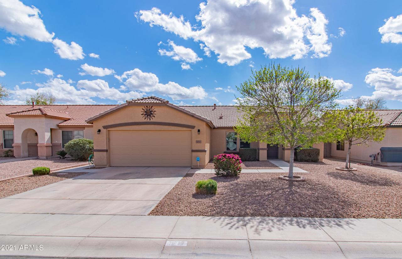 3717 E Yorkshire Cir., San Tan Valley, AZ 85140