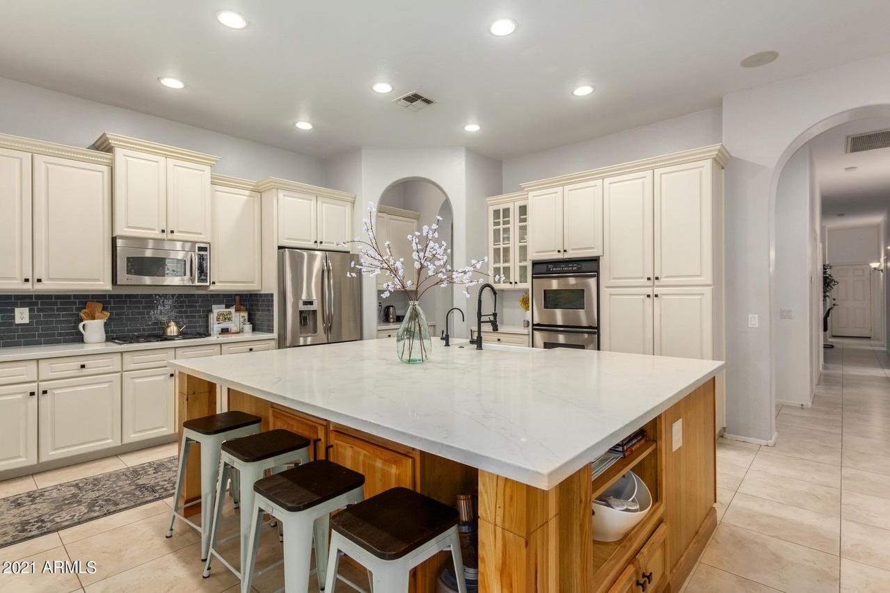 4080 S Lafayette Pl., Chandler, AZ 85249