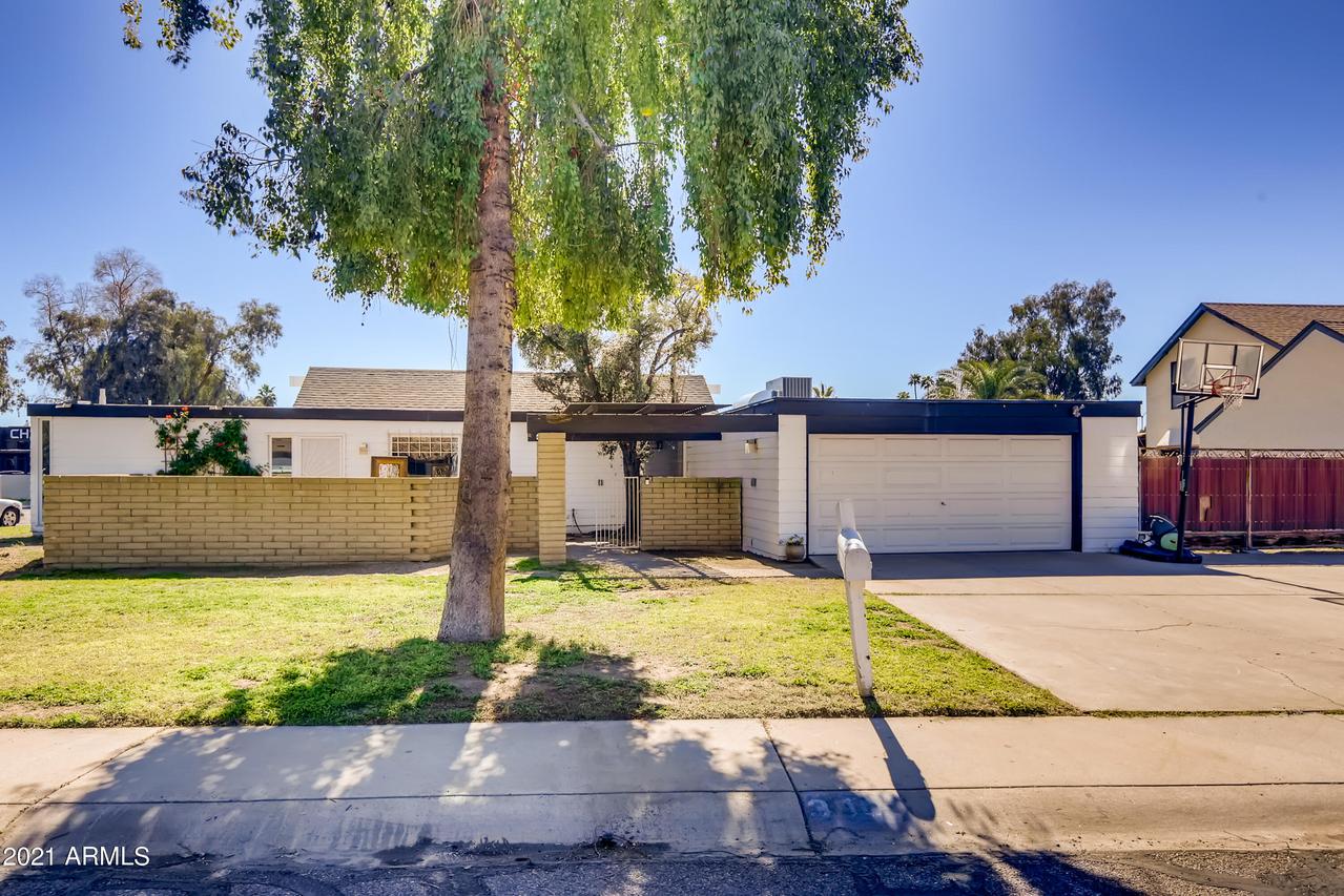 3001 W Clinton St., Phoenix, AZ 85029