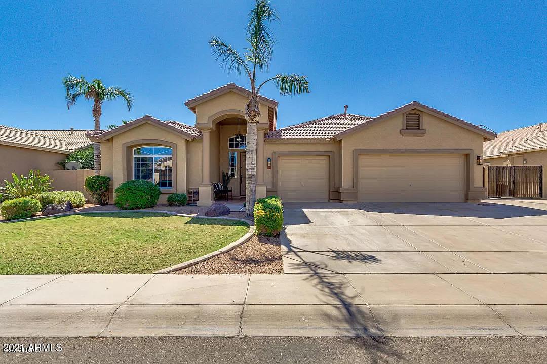3743 E Loma Vista St., Gilbert, AZ 85295