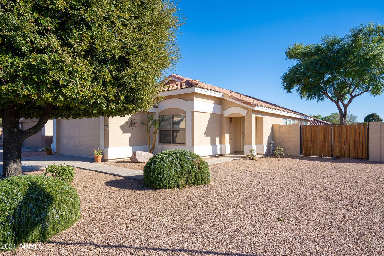 5725 E Flower Cir., Mesa, AZ 85206