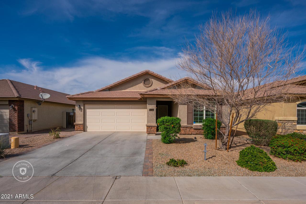 2746 W Chanute Pass, Phoenix, AZ 85041