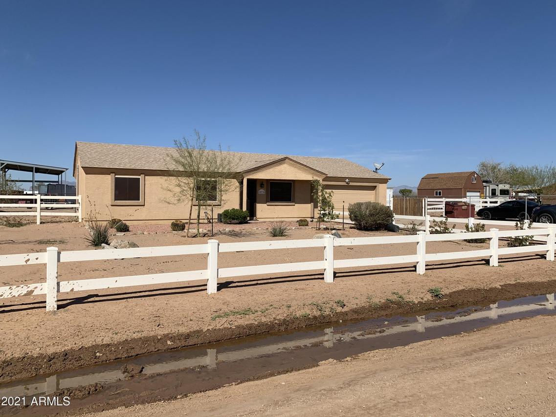 10736 E American Pride Dr., San Tan Valley, AZ 85143