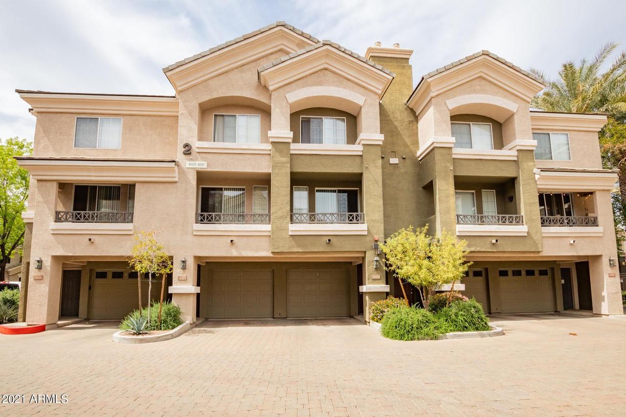 4455 E Paradise Village Pkwy. #1009, Phoenix, AZ 85032