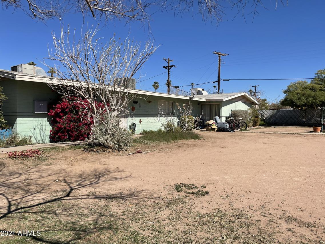 1329 N 48th St., Phoenix, AZ 85008