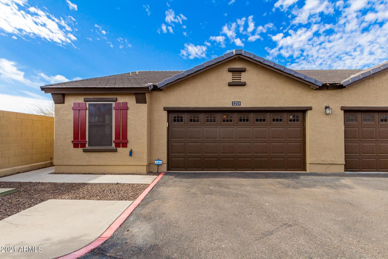2725 E Mine Creek Rd. #1215, Phoenix, AZ 85024