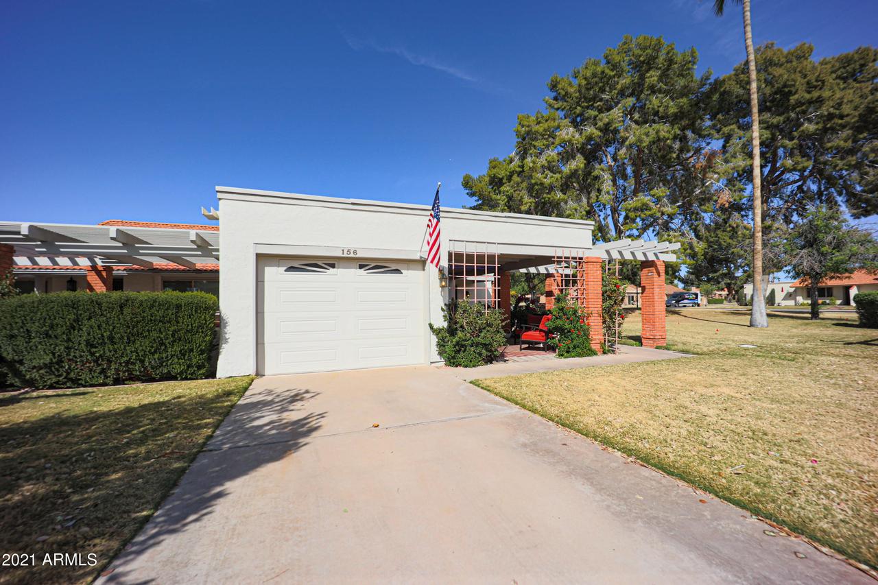 156 Leisure World St., Mesa, AZ 85206