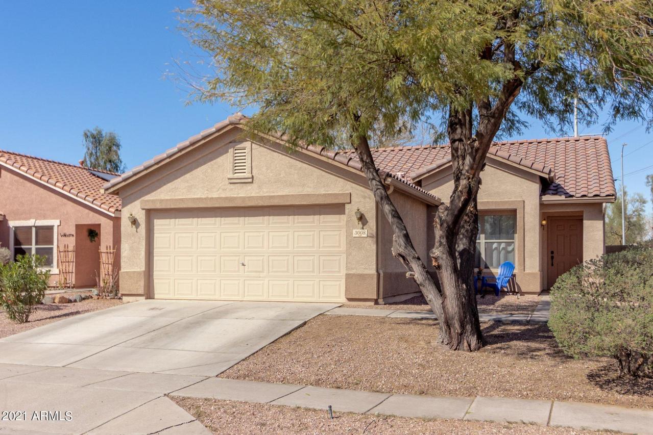 3008 W Red Fox Rd., Phoenix, AZ 85083
