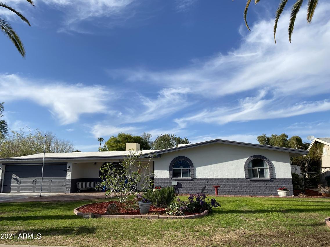 2502 E Fairfield St., Mesa, AZ 85213