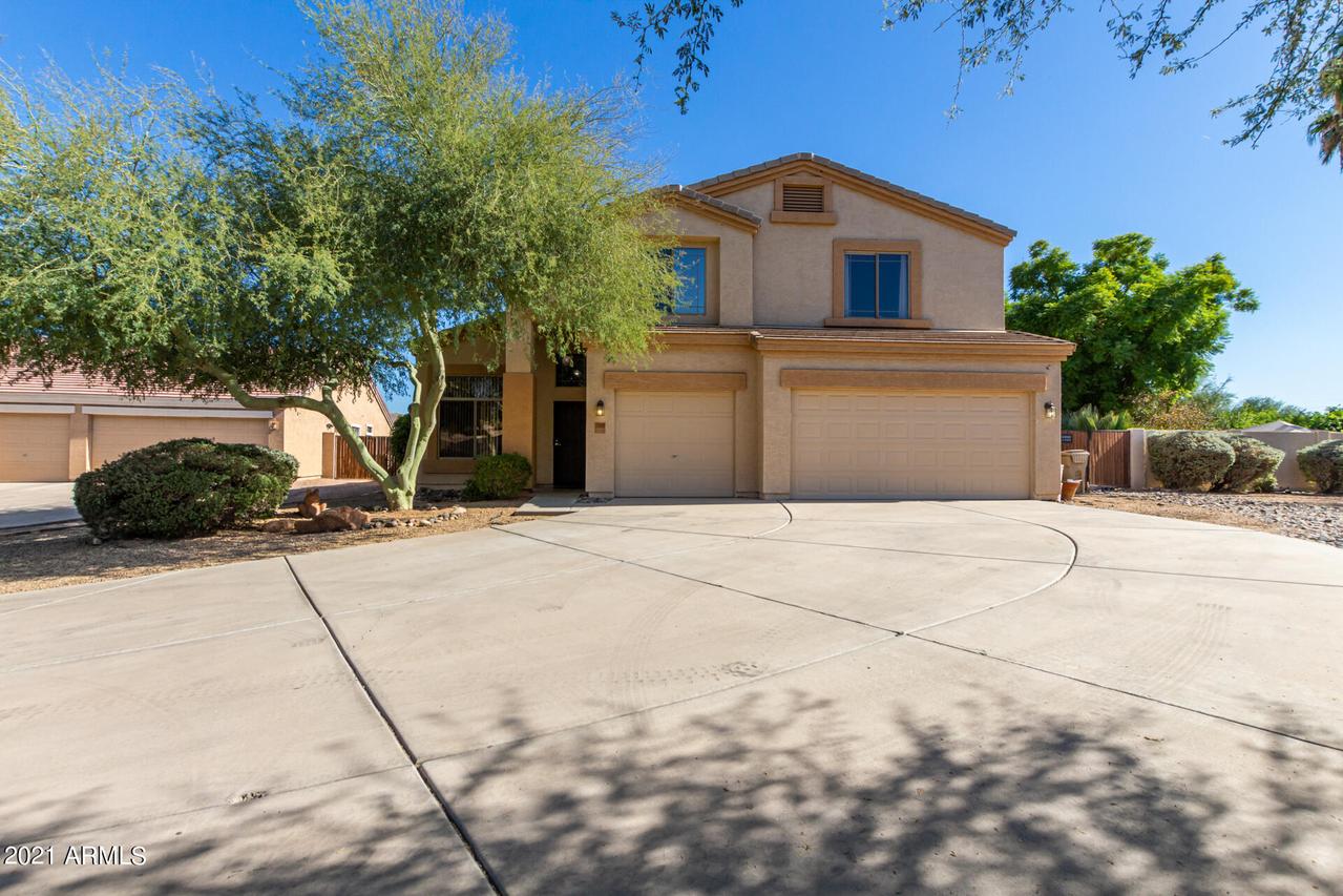 6075 N 85th Dr., Glendale, AZ 85305
