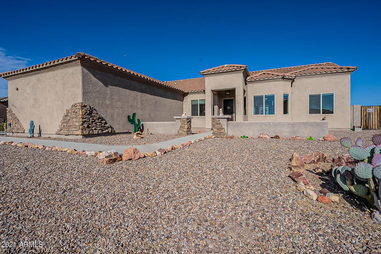 28407 N Bush St., Wittmann, AZ 85361