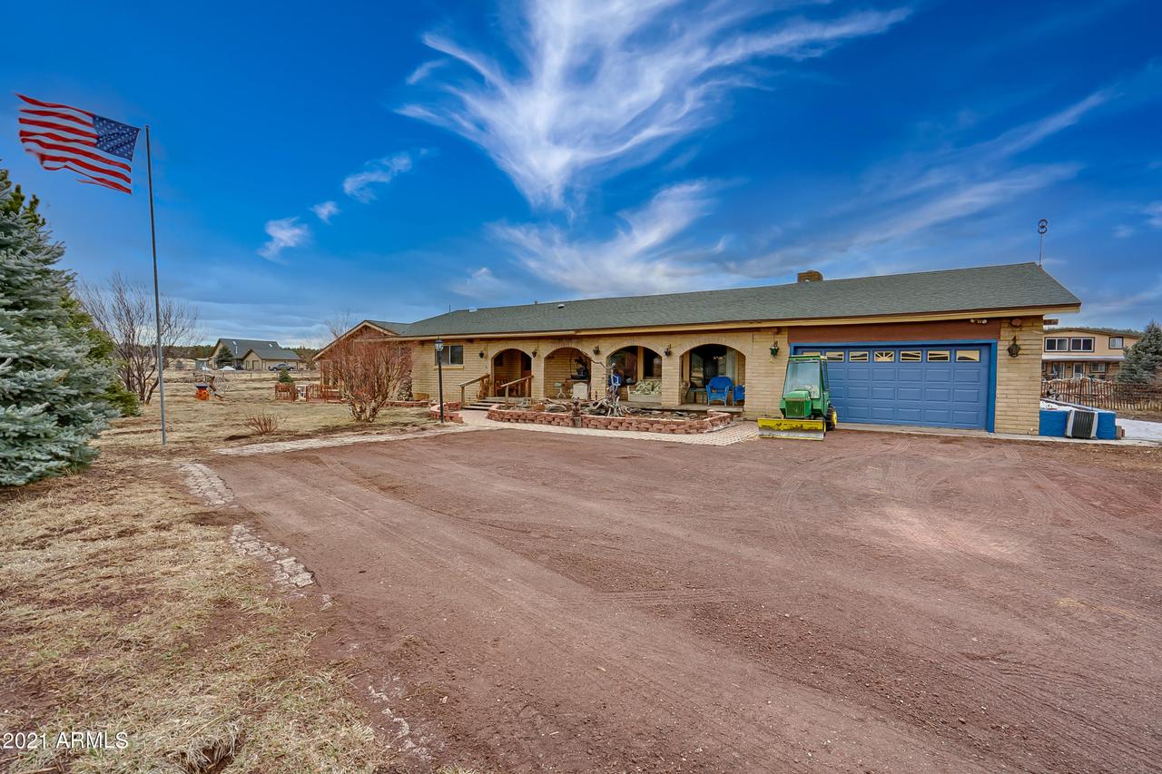 8725 W Antoinette Way, Flagstaff, AZ 86001