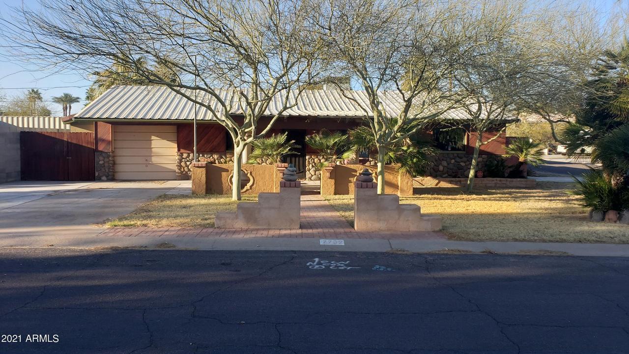 7732 E 4th St., Scottsdale, AZ 85251