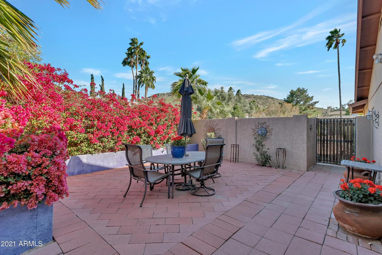 224 E Surrey Ave., Phoenix, AZ 85022