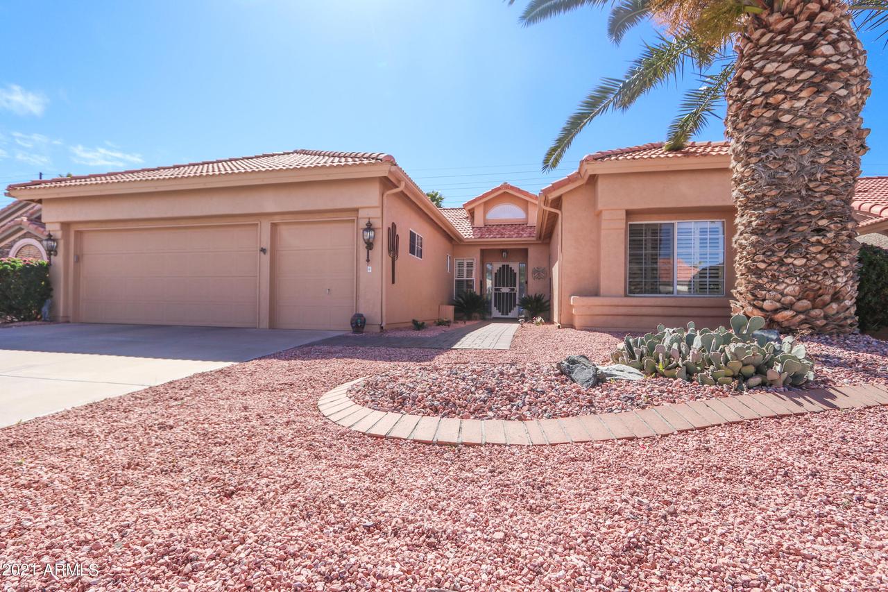 10637 E Coopers Hawk Dr., Sun Lakes, AZ 85248