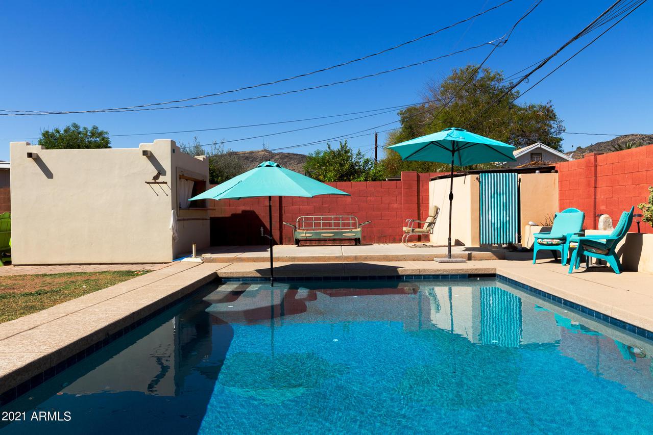 1326 E Mescal St., Phoenix, AZ 85020