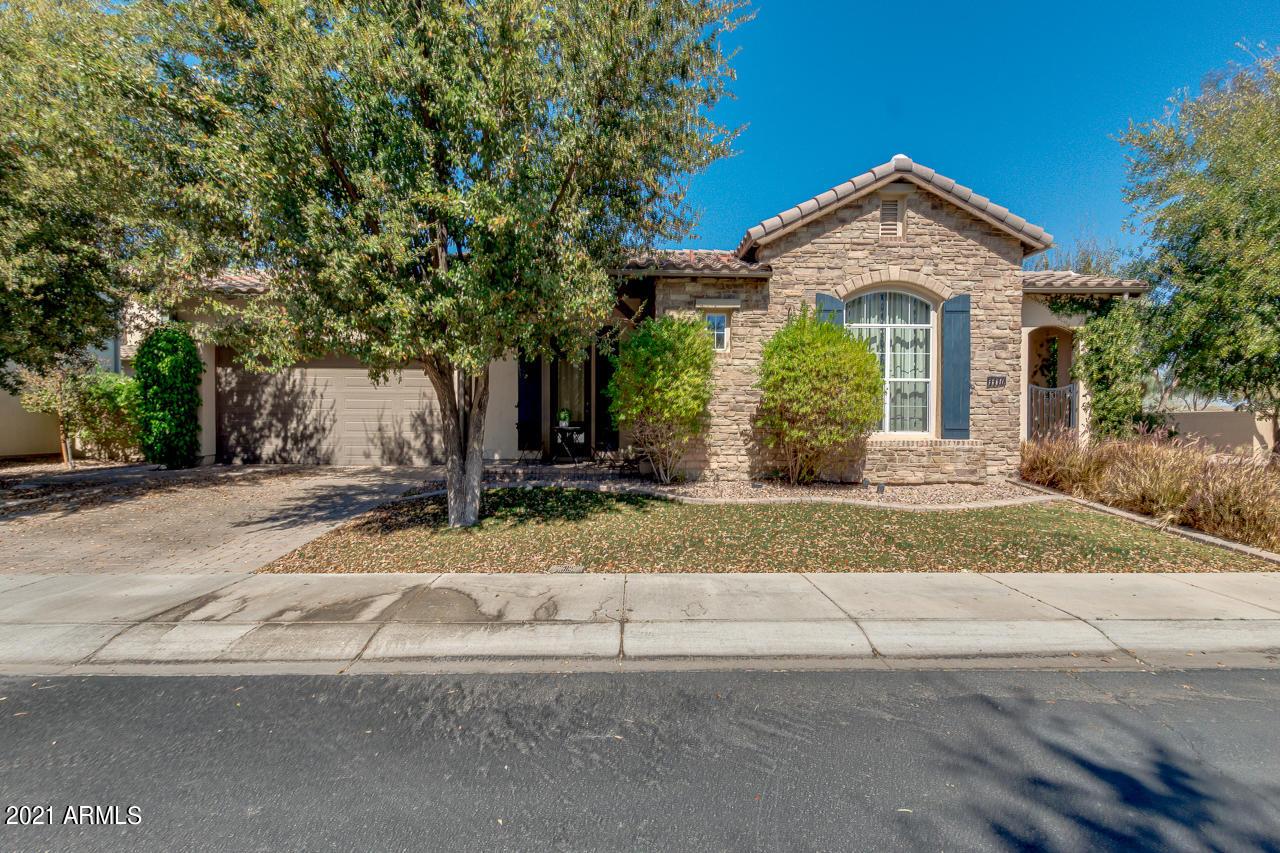 1116 W Prescott Dr., Chandler, AZ 85248