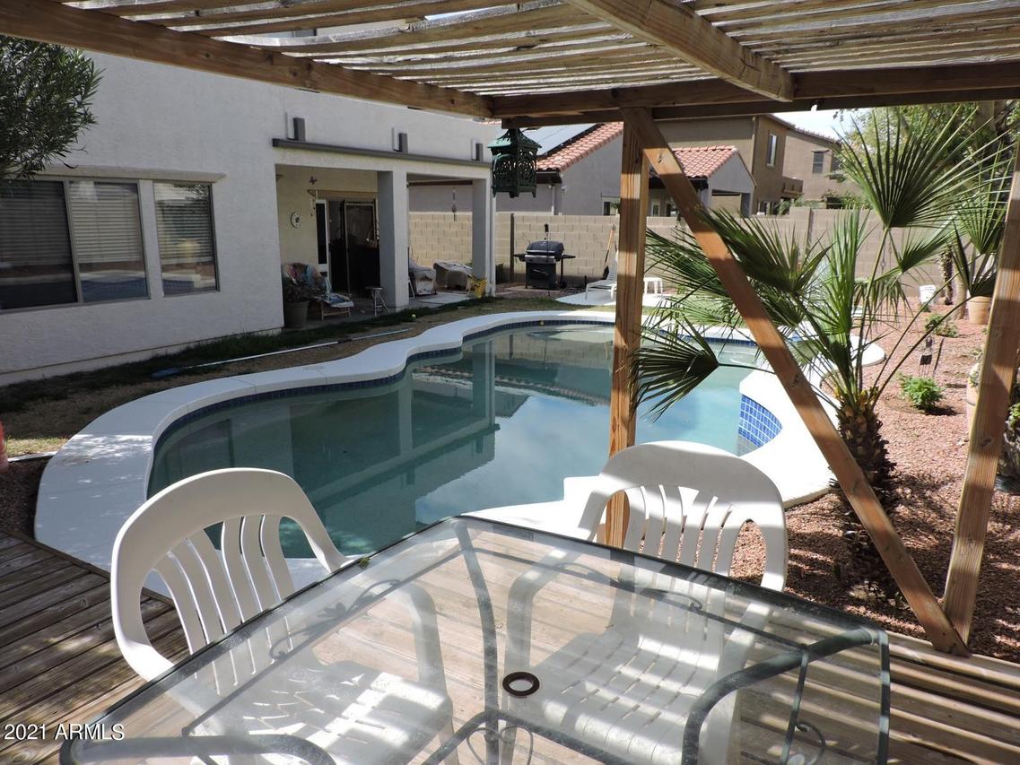 16222 W Mercer Ln., Surprise, AZ 85379