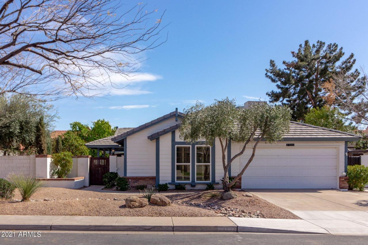 2725 W Gila Ln., Chandler, AZ 85224