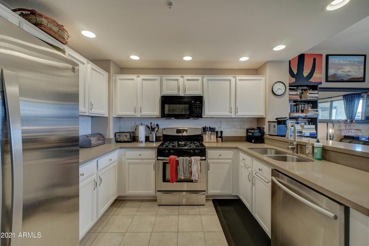 20121 N 76th St. #2027, Scottsdale, AZ 85255