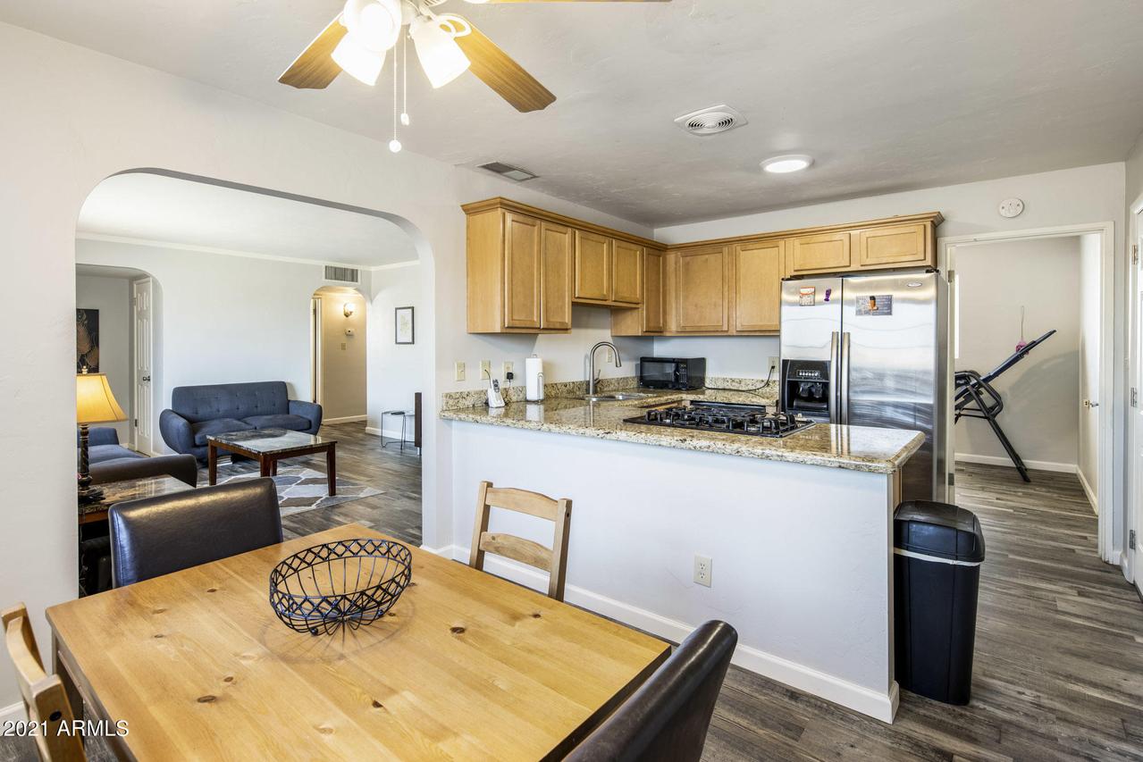 8701 N 30th Ave., Phoenix, AZ 85051