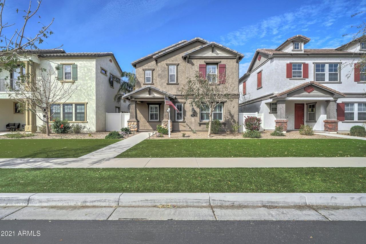 2624 S Tobin, Mesa, AZ 85209