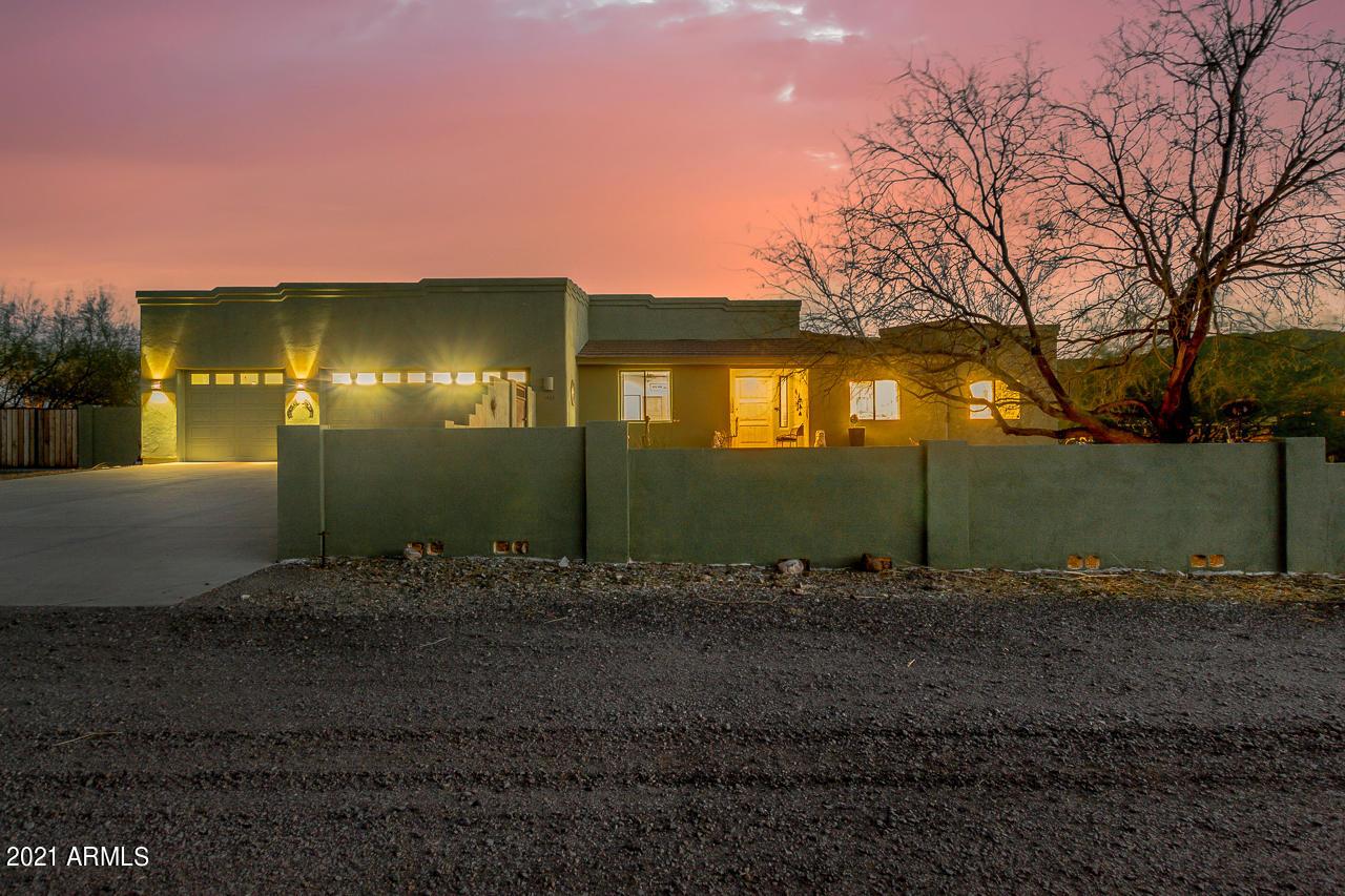 1423 E Blue Wash Rd., New River, AZ 85087