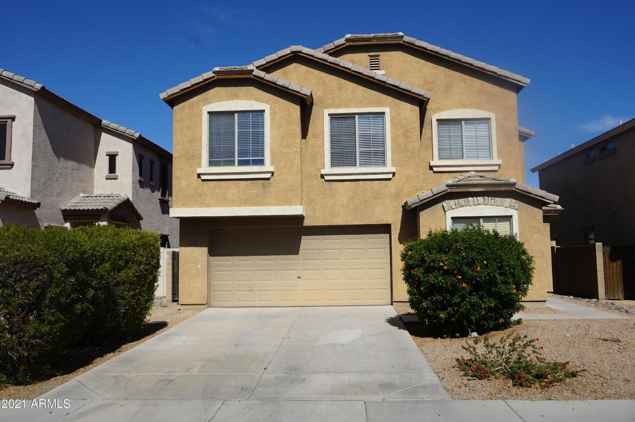 1042 W Vineyard Plains Dr., San Tan Valley, AZ 85143