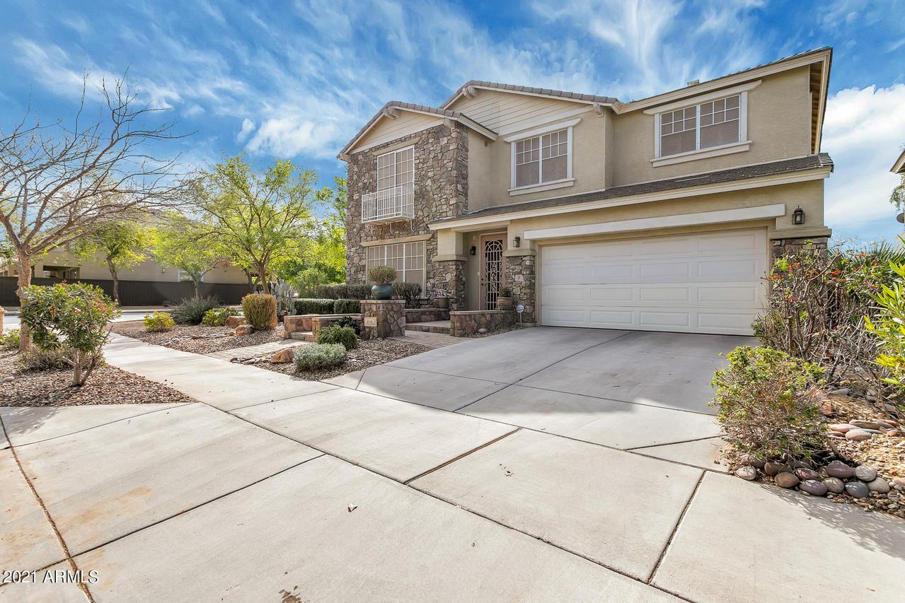 4141 W Saint Kateri Dr., Phoenix, AZ 85041