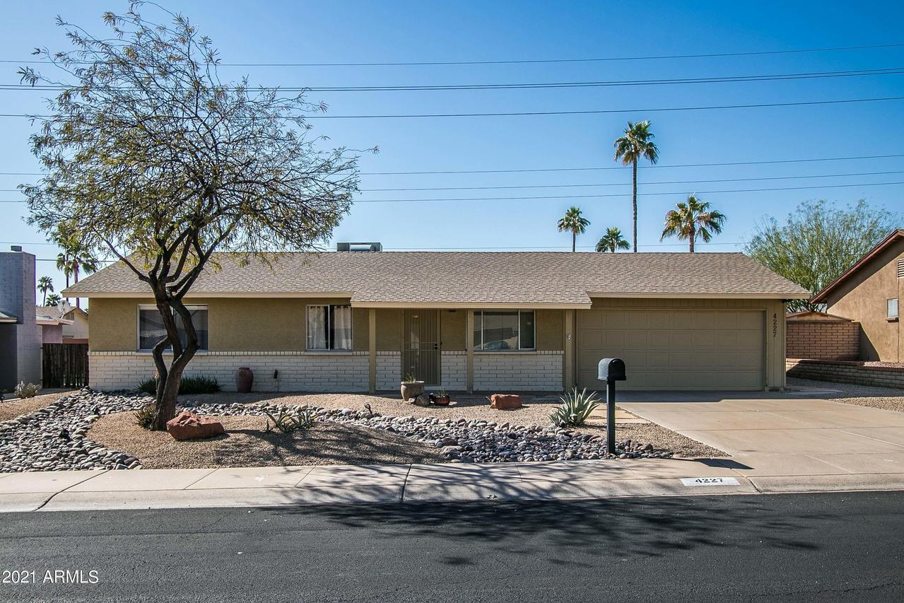 4227 E La Puente Ave., Phoenix, AZ 85044