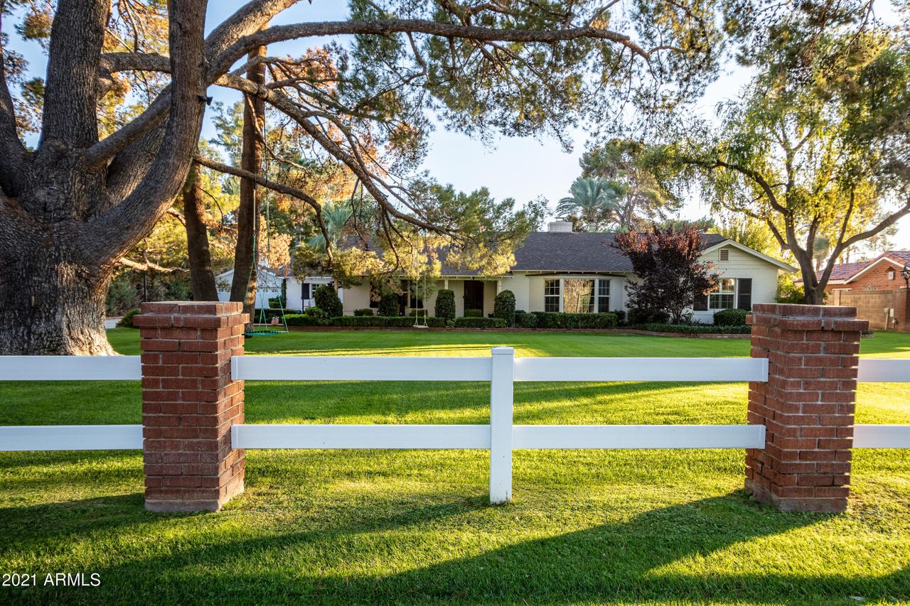 535 W Berridge Ln., Phoenix, AZ 85013