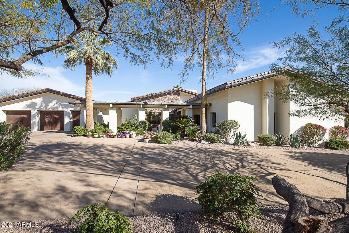 6105 N Palo Cristi Rd., Paradise Valley, AZ 85253