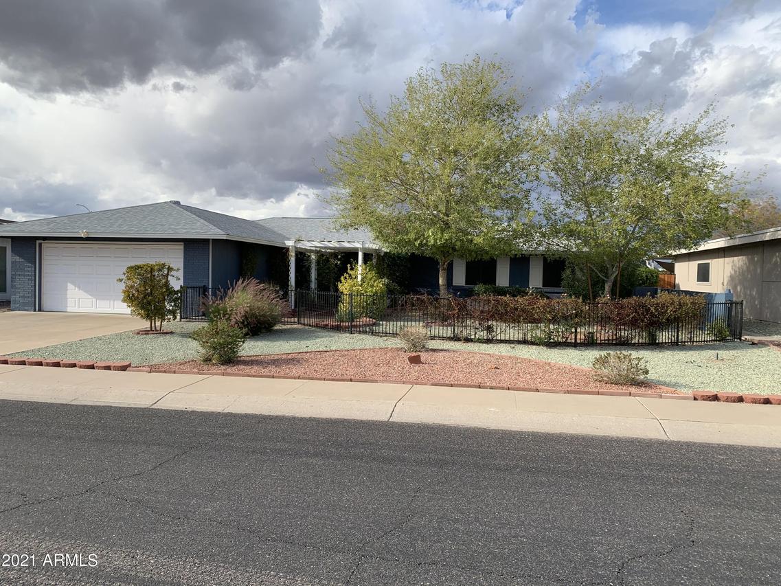 10618 W Garnette Dr., Sun City, AZ 85373