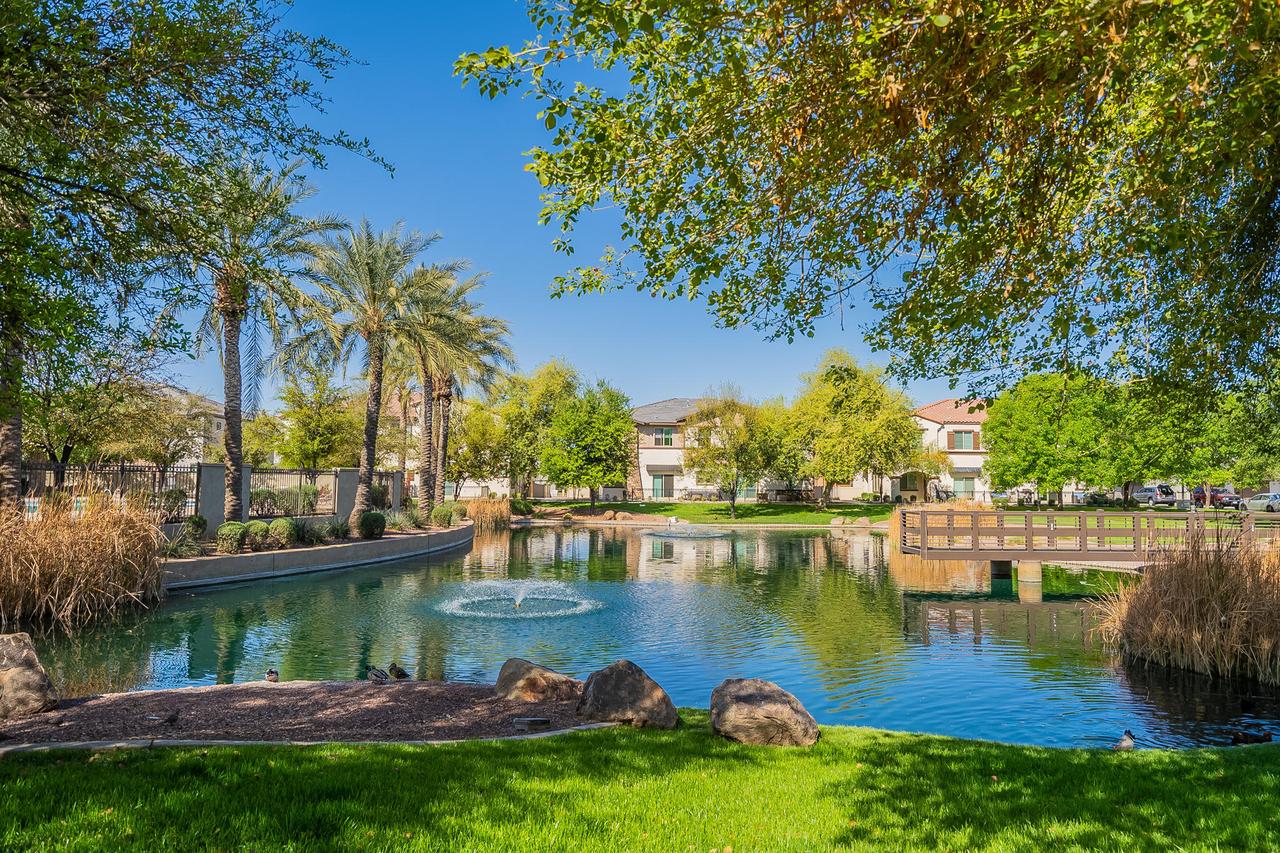 1884 E Bridgeport Pkwy. #103, Gilbert, AZ 85295