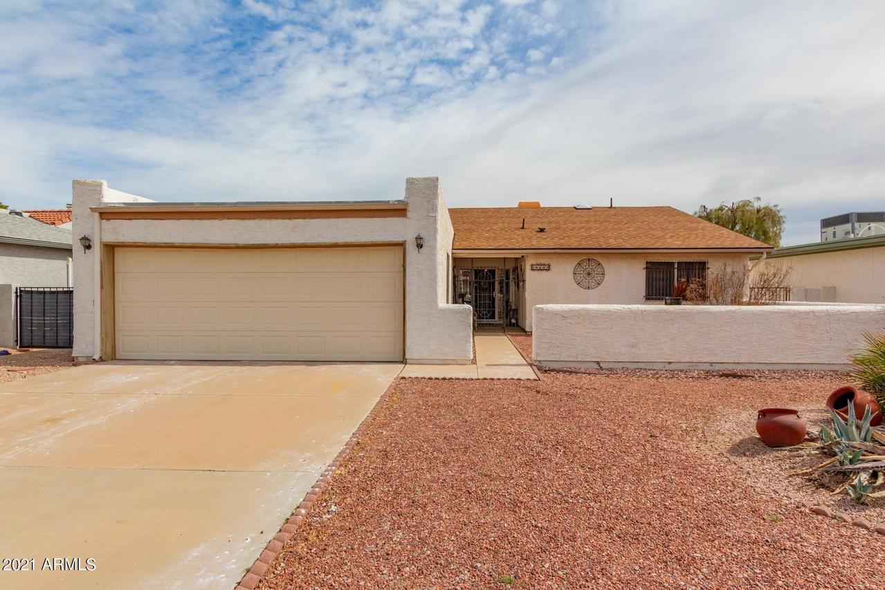 26447 S Hogan Dr., Sun Lakes, AZ 85248