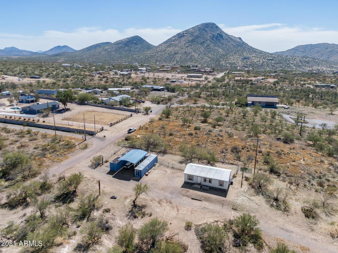 44010 N 22nd St., New River, AZ 85087