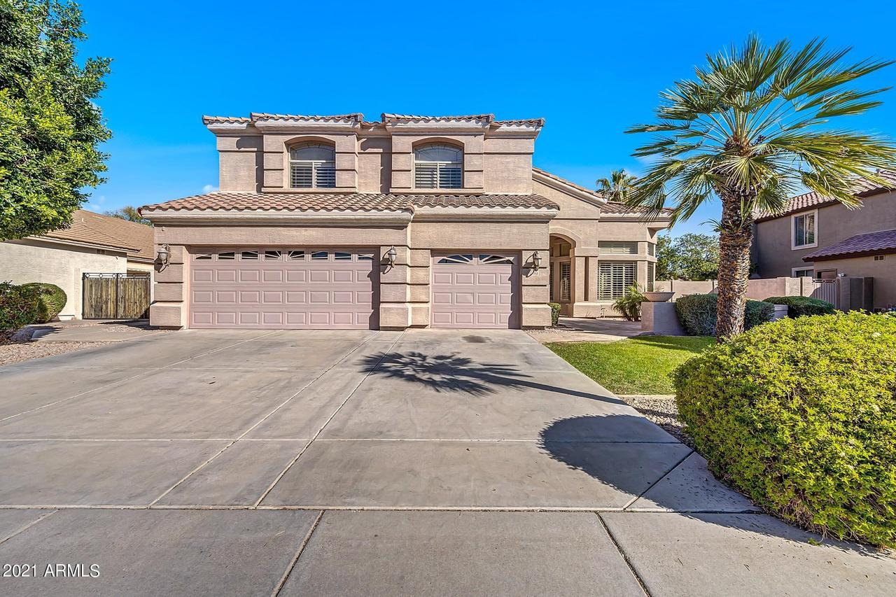 6968 W Aurora Dr., Glendale, AZ 85308