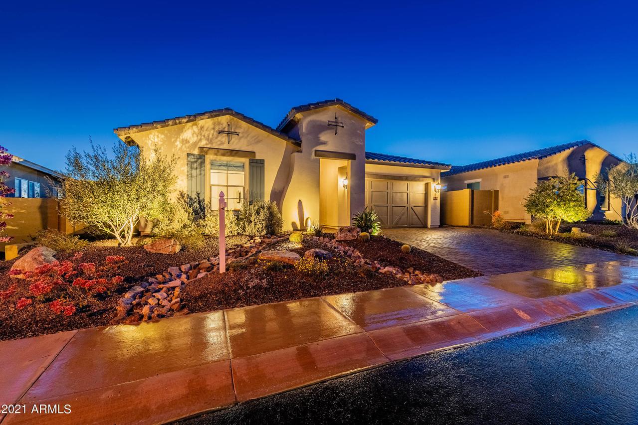 12401 W Gilia Way, Peoria, AZ 85383