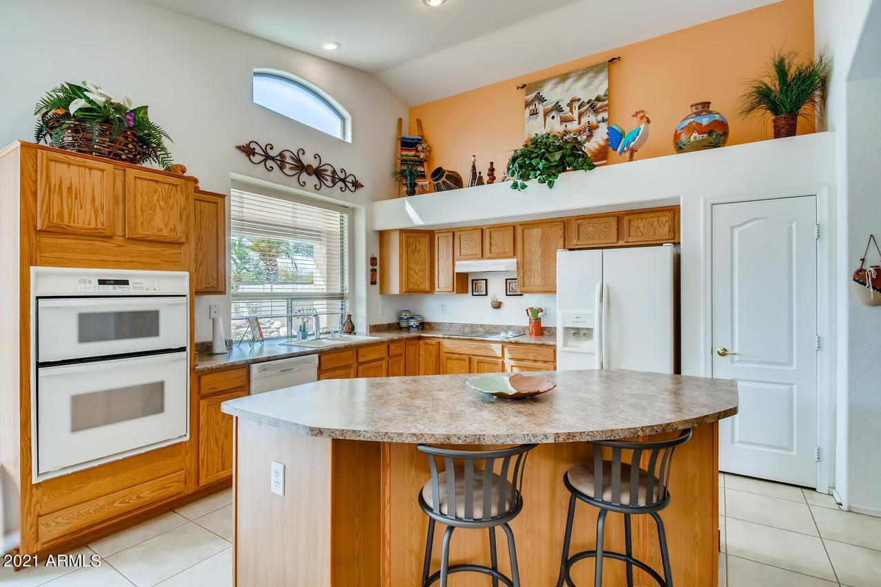 18077 W Hayden Dr., Surprise, AZ 85374