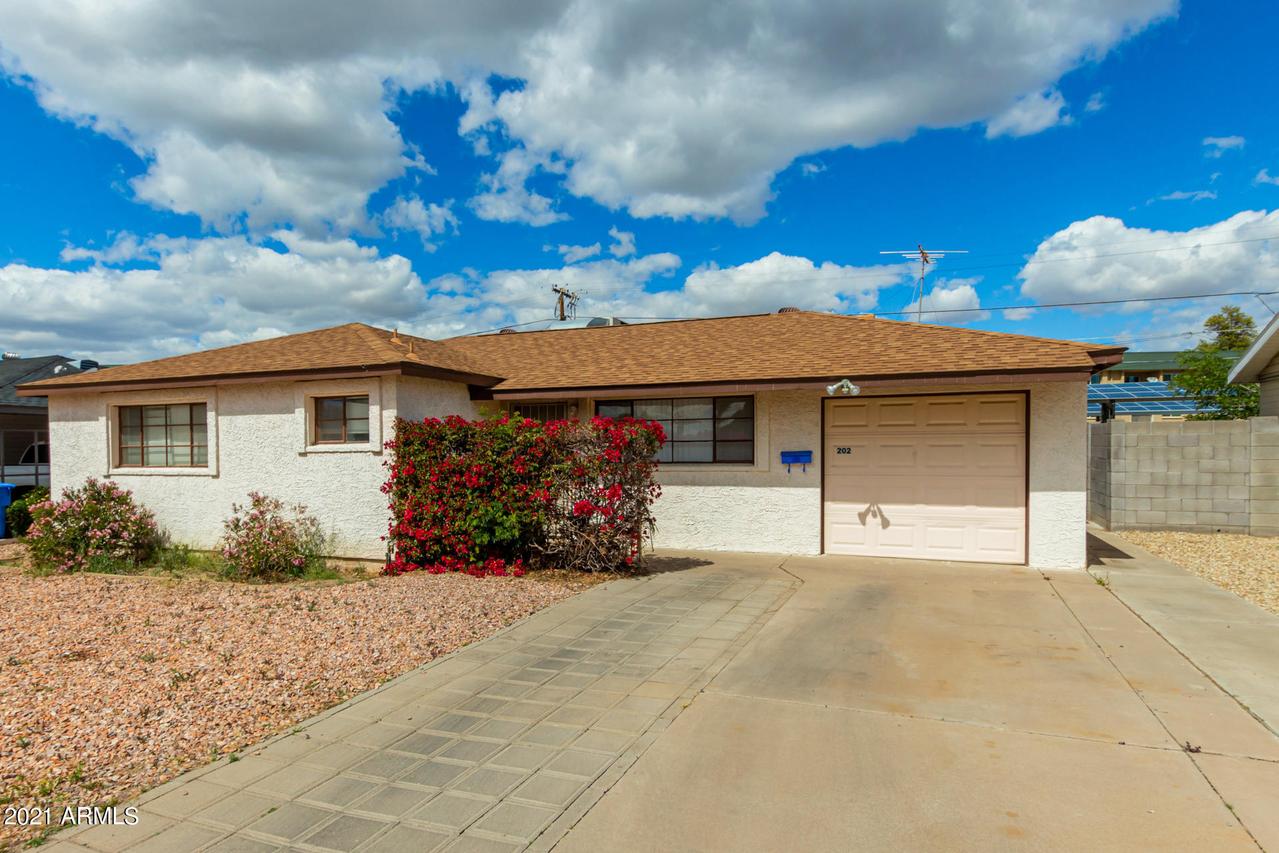 202 E Orchid Ln., Phoenix, AZ 85020