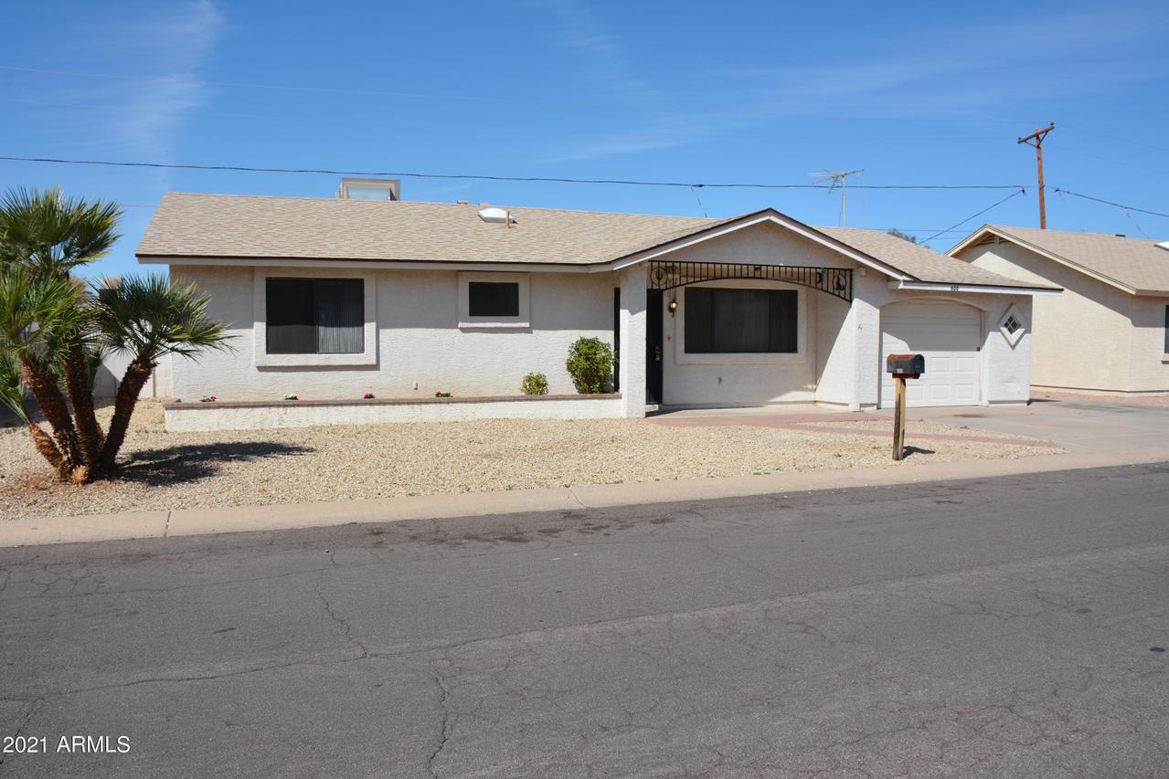 600 S Stardust Ln., Apache Junction, AZ 85120