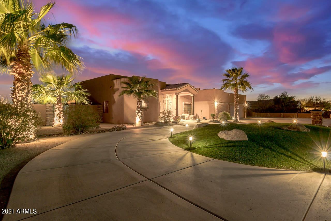 9717 W Camino De Oro Dr., Peoria, AZ 85383