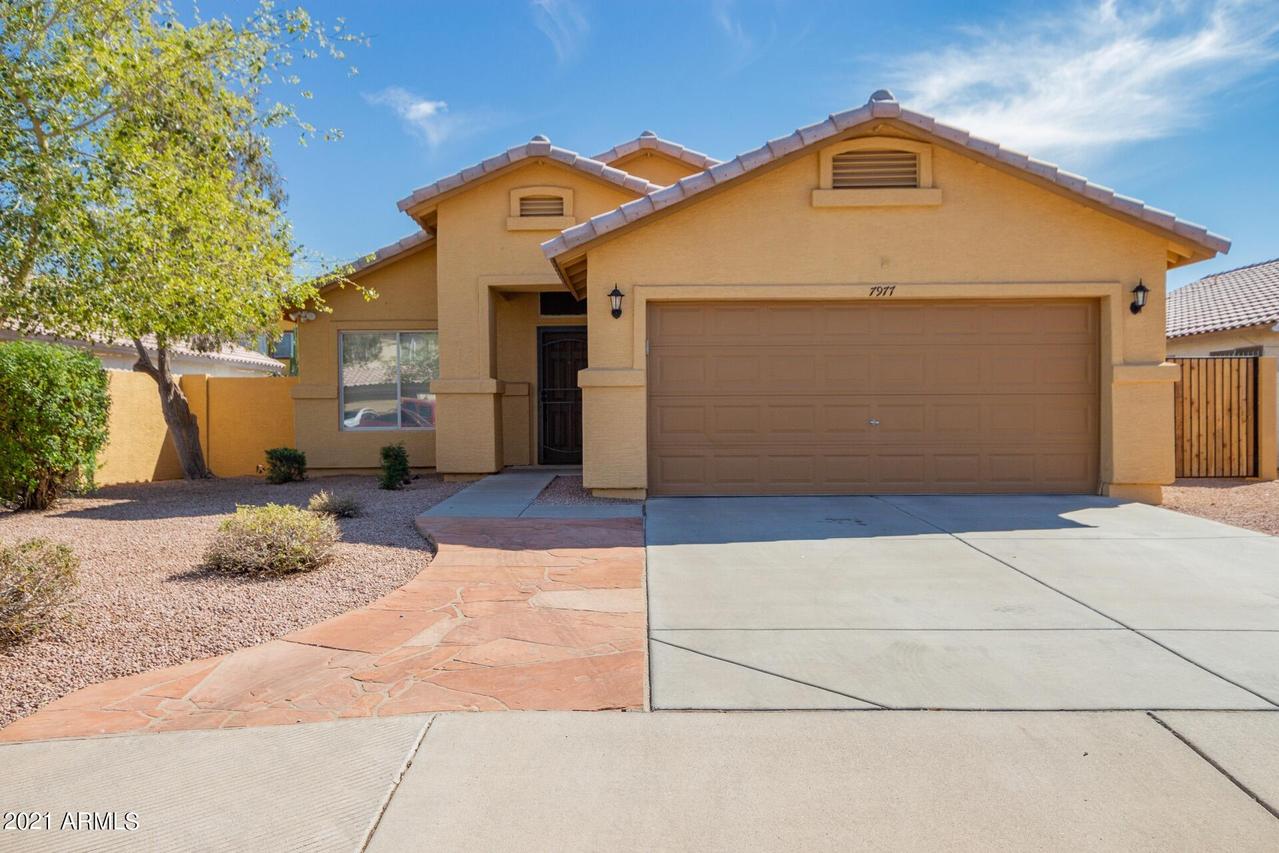 7977 W Solano Dr., Glendale, AZ 85303