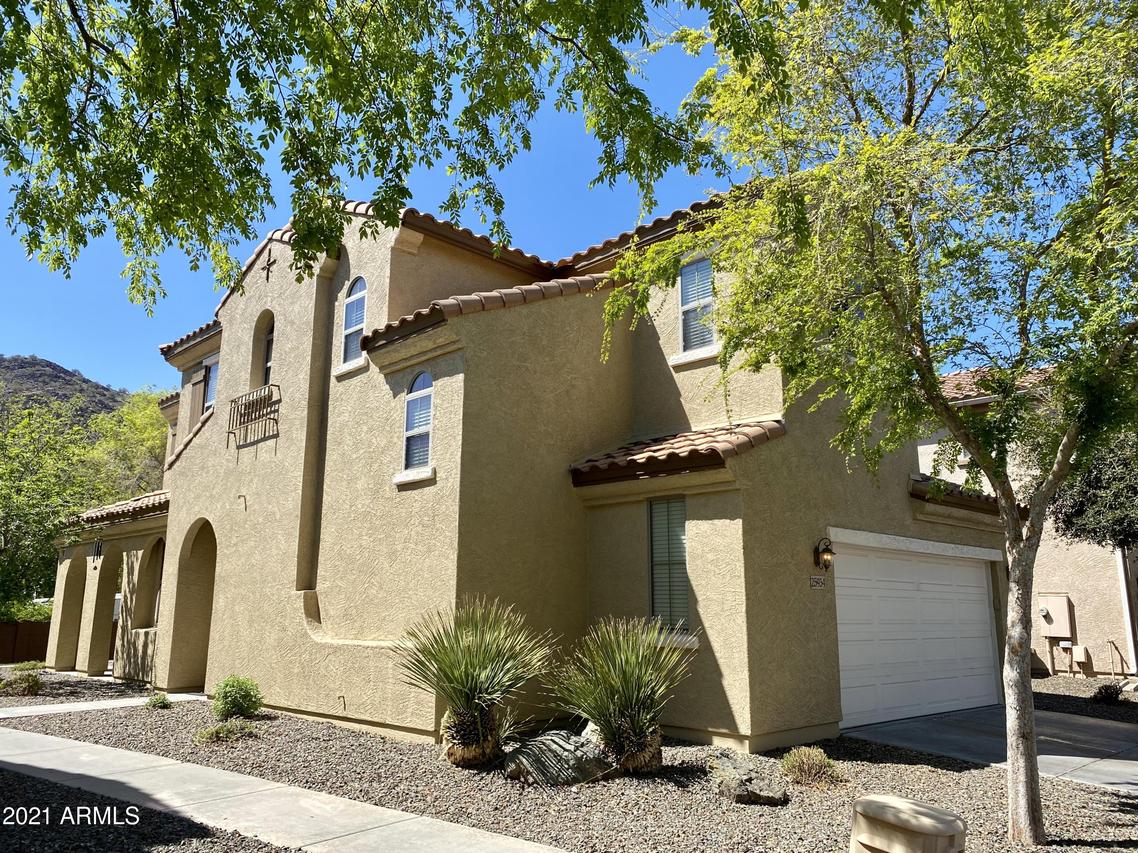 25934 N 54th Ave., Phoenix, AZ 85083