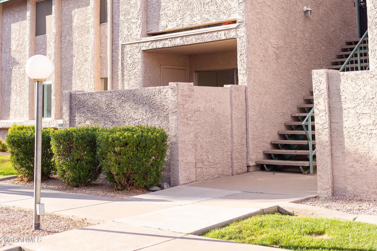 623 W Guadalupe Rd. #131, Mesa, AZ 85210