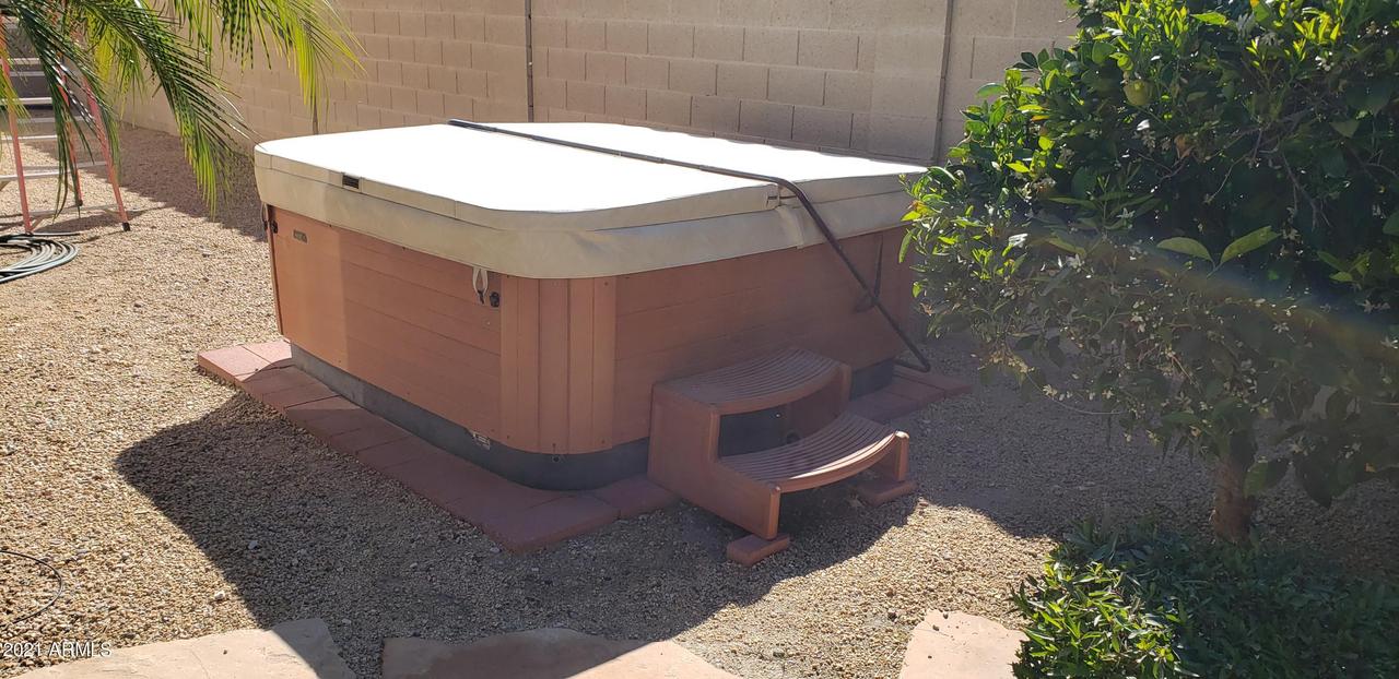 632 W Honeysuckle Dr., Chandler, AZ 85248