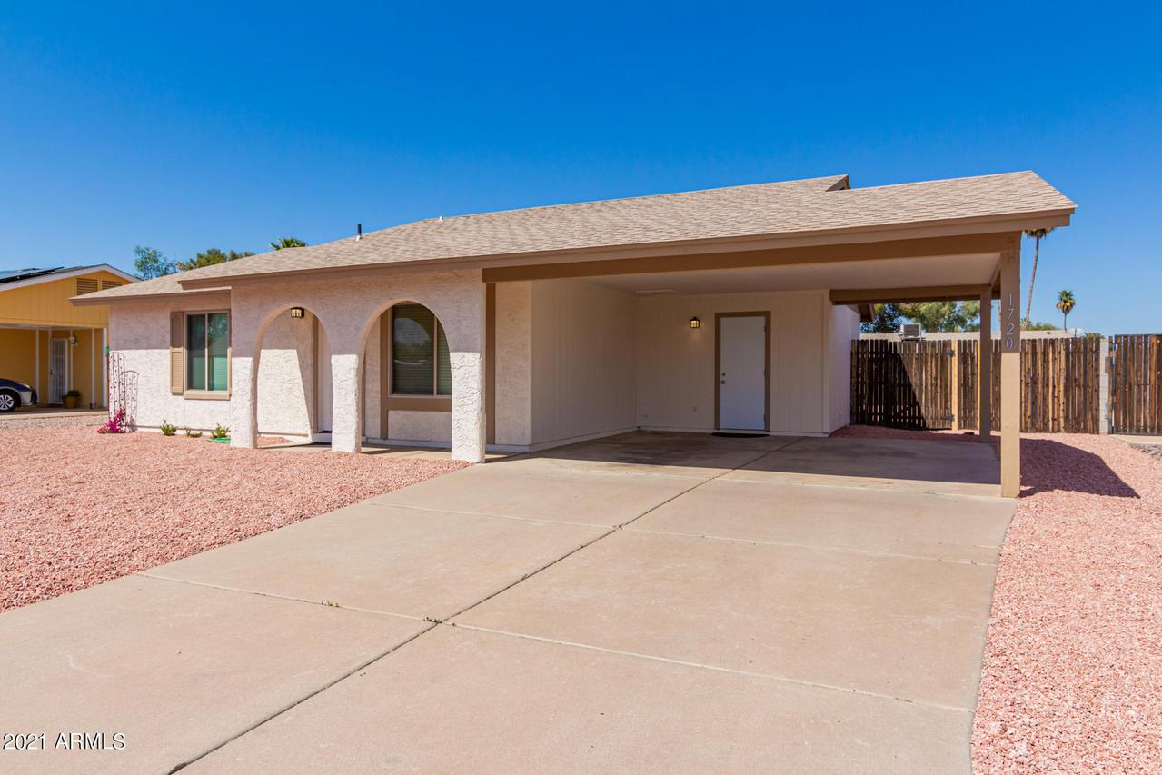 1720 W Loughlin Dr., Chandler, AZ 85224