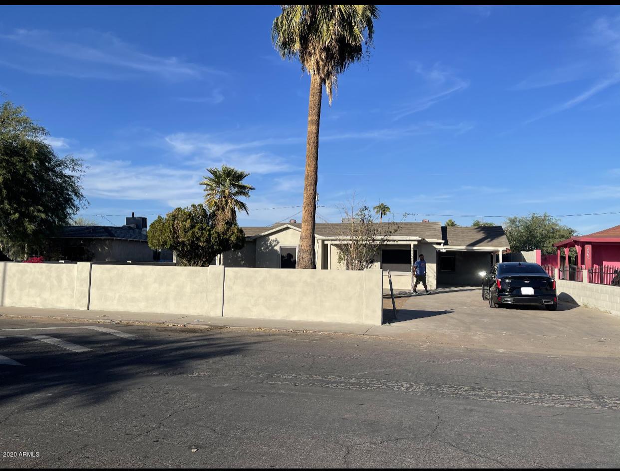 2844 W Washington St., Phoenix, AZ 85009