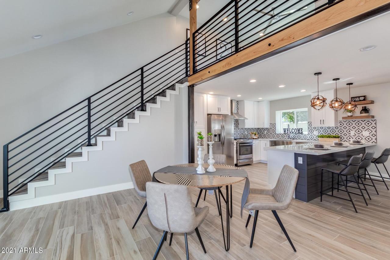 1607 E Weathervane Ln., Tempe, AZ 85283